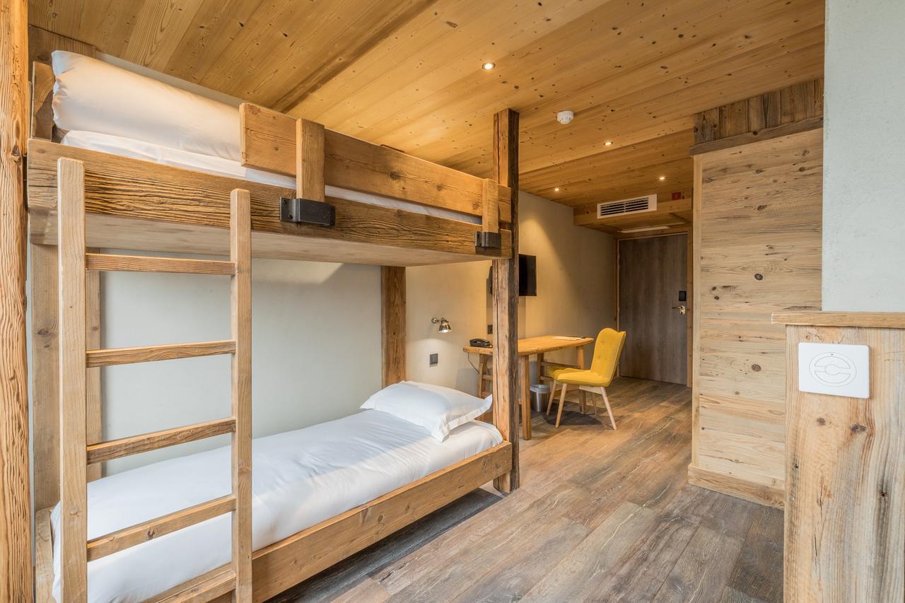 Les Cabanes De La Maison Rouge FRENCH ALPS Bagian luar foto