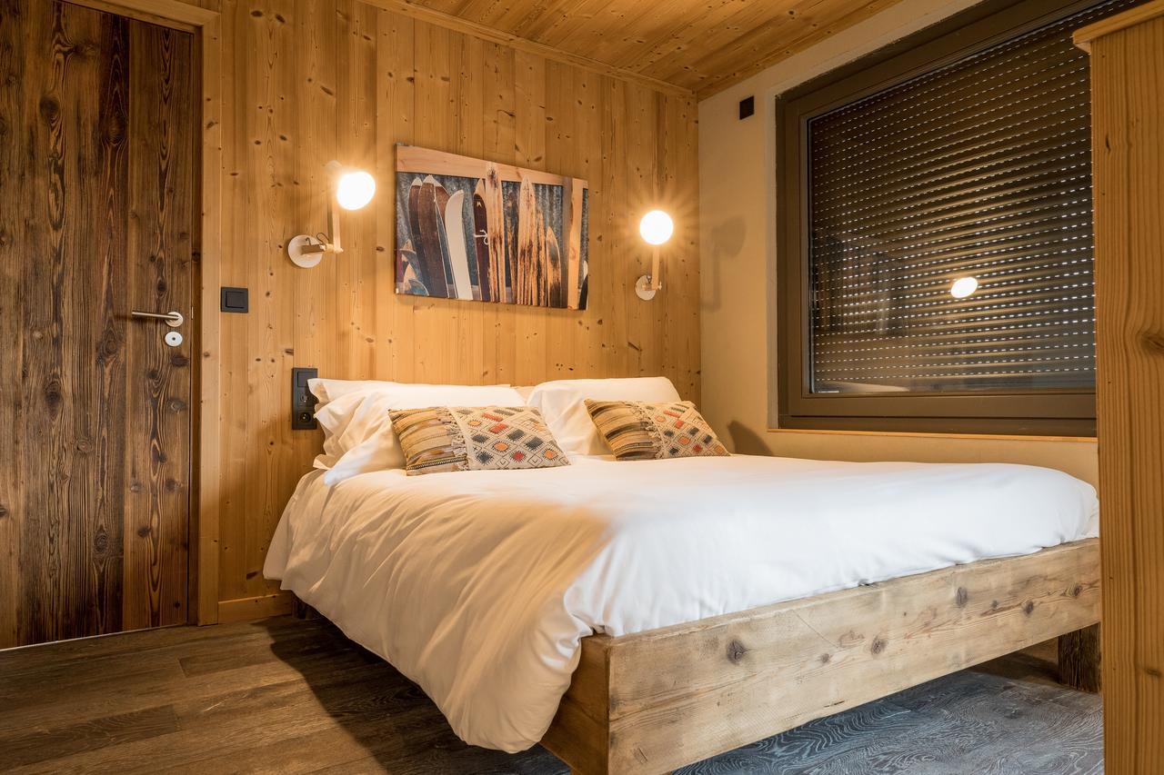 Les Cabanes De La Maison Rouge FRENCH ALPS Bagian luar foto